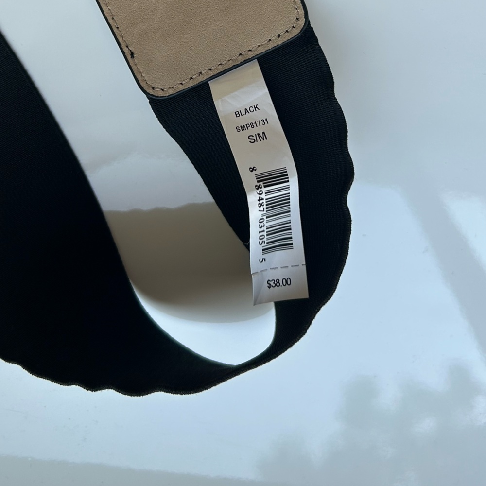 Stylish Black Belt with Silver Buckle - Picture 9 of 9